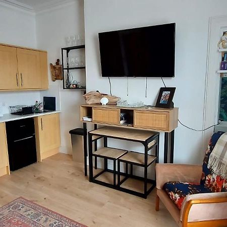 Lovely 2 Bedroom Apartment In Fife Newport-On-Tay Zewnętrze zdjęcie